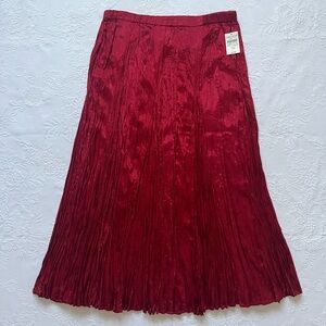 NWT Coldwater Creek Crinkle 100% Rayon Lined Red Midi Skirt Size PM Y2K